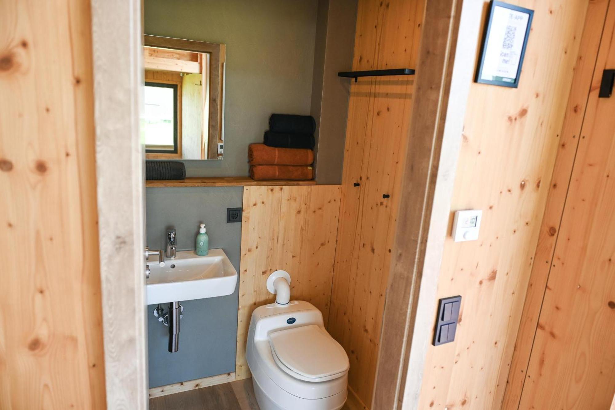 Tiny House Nature 13 Zur Kuhweide - Green Tiny Village Harlesiel 卡罗利嫩西尔 外观 照片